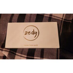 Zedy 100% Silk Sleep Mask NWT